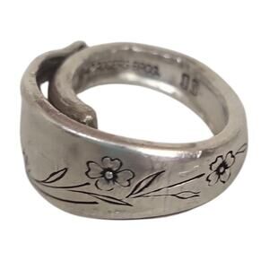 Springtime Rogers Bros 1957 Spoon Ring